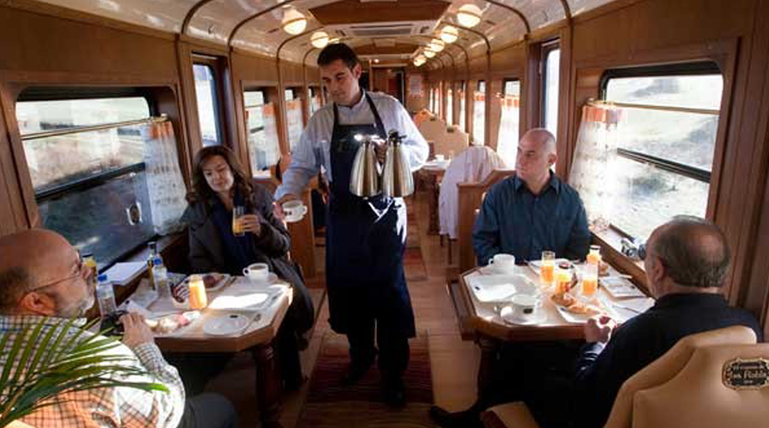 Comboio “Expreso de La Robla”: Pequeno-almoço